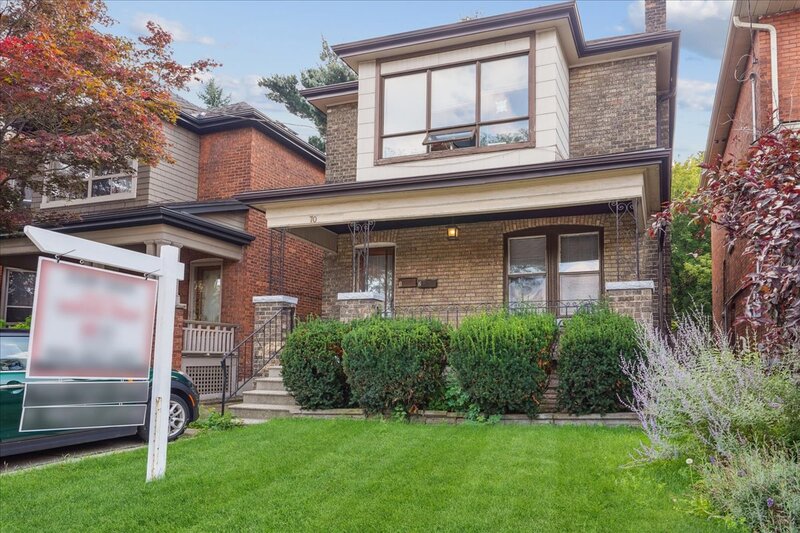 #408-340 Plains Rd E